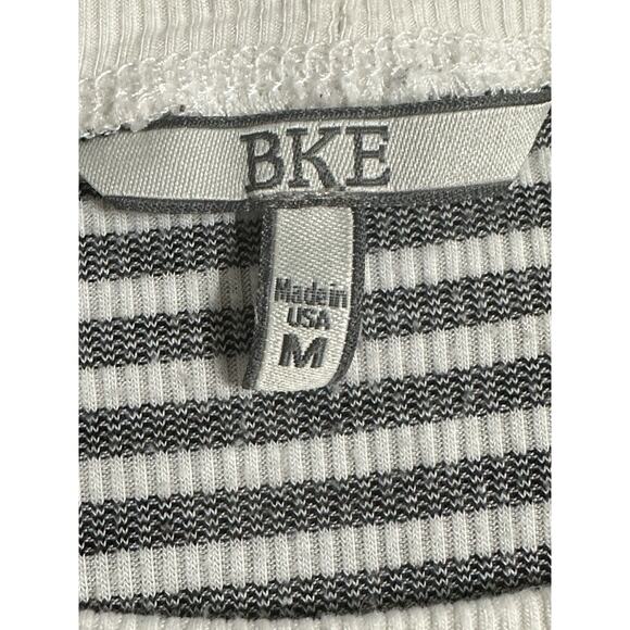 BKE Womens Top Med 3/4 SLEEVE KNIT Gray White Striped Laced Sides Very Soft - Picture 6 of 12